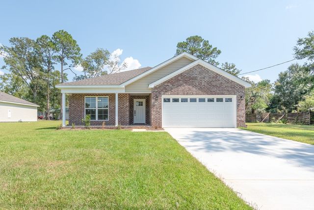 530 N Azalea Street, Geneva, AL 36340