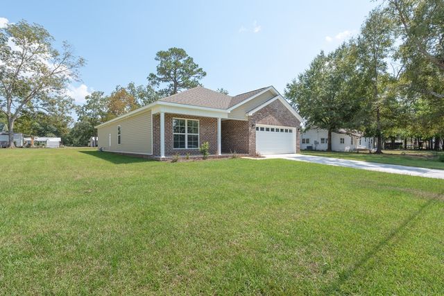 530 N Azalea Street, Geneva, AL 36340