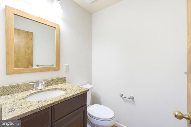 6181 WOODED RUN DR, Columbia, MD 21044