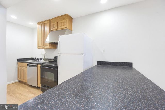 6181 WOODED RUN DR, Columbia, MD 21044