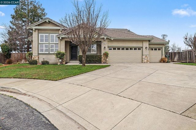 121 St Nazaire Ct, Martinez, CA 94553