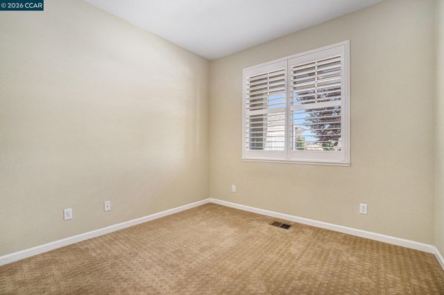 121 St Nazaire Ct, Martinez, CA 94553