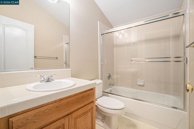 121 St Nazaire Ct, Martinez, CA 94553