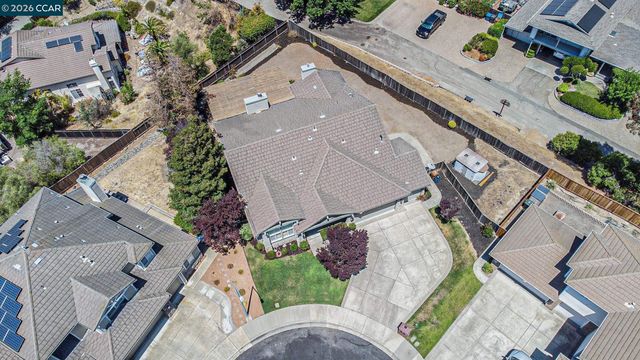 121 St Nazaire Ct, Martinez, CA 94553