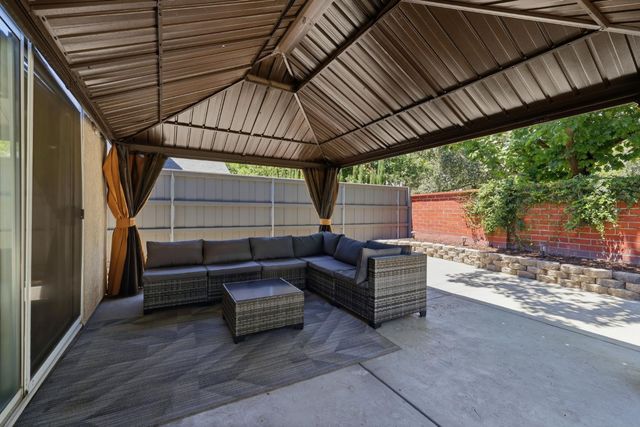 4763 Morgan Oak Ct, Antelope, CA 95843
