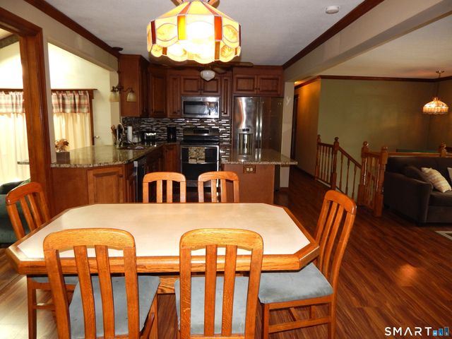 16 Frankie Lane, Plymouth, CT 06786