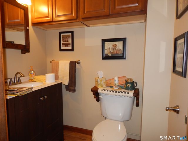 16 Frankie Lane, Plymouth, CT 06786
