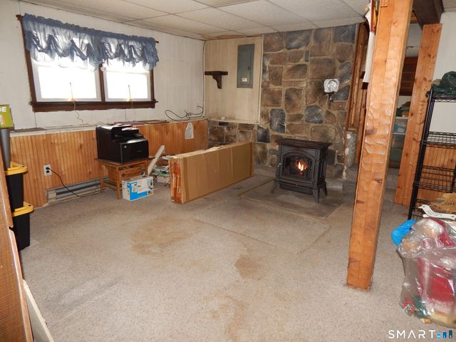 16 Frankie Lane, Plymouth, CT 06786