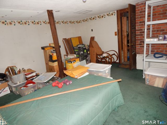16 Frankie Lane, Plymouth, CT 06786