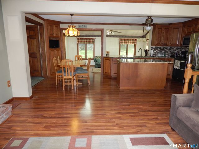 16 Frankie Lane, Plymouth, CT 06786