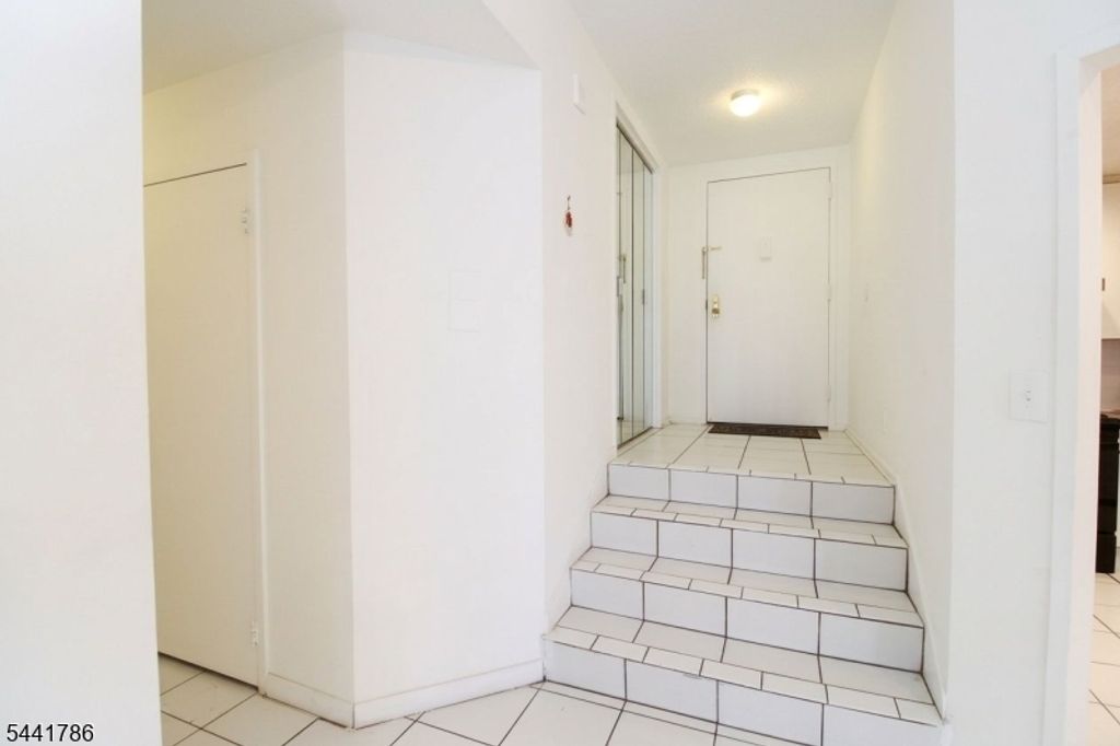 108 Harmon Cove Tower, Secaucus Town, NJ 07094 — photo 5