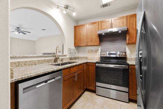 2630 Gwendolyn LN A, Austin, TX 78748