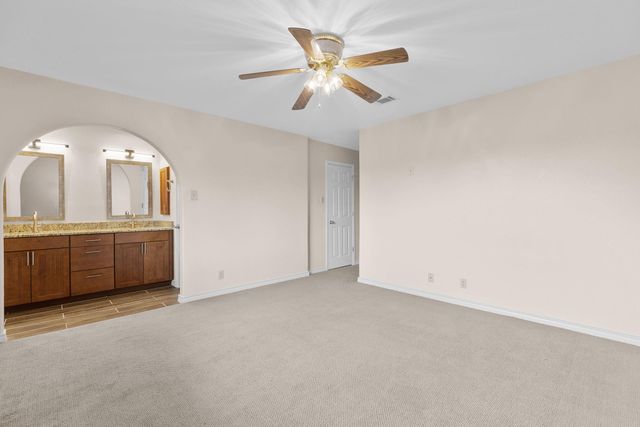 2630 Gwendolyn LN A, Austin, TX 78748