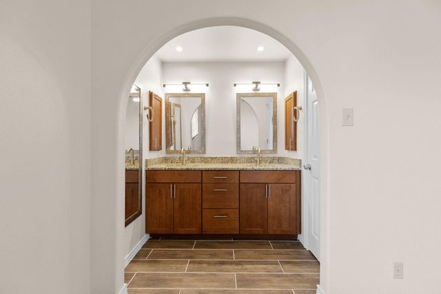 2630 Gwendolyn LN A, Austin, TX 78748