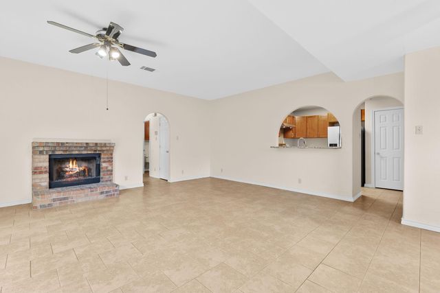 2630 Gwendolyn LN A, Austin, TX 78748