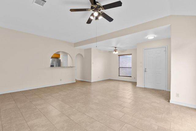 2630 Gwendolyn LN A, Austin, TX 78748