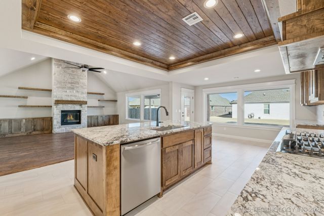 23277 E 107th Street S, Broken Arrow, OK 74014