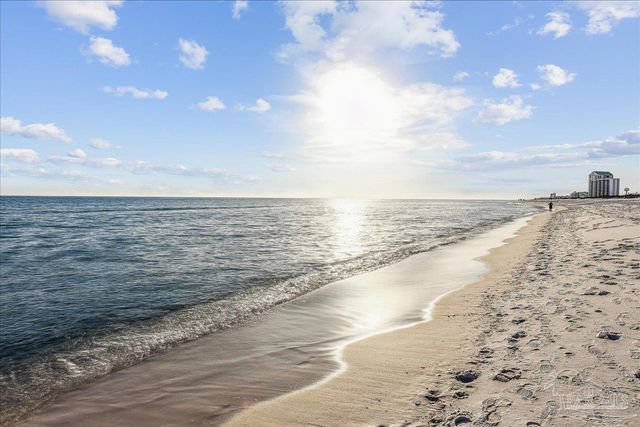 8501 Gulf Blvd PH2F, Navarre Beach, FL 32566