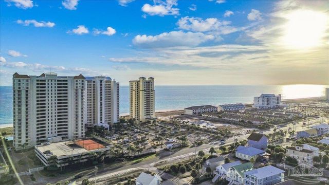 8501 Gulf Blvd PH2F, Navarre Beach, FL 32566