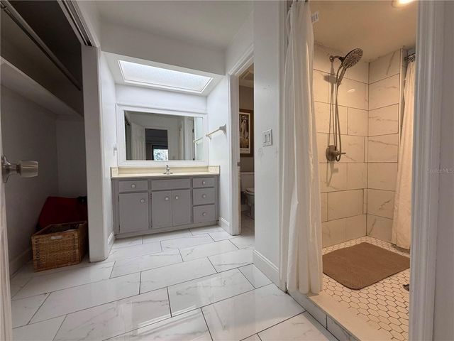 6242 NW 105TH AVENUE, Alachua, FL 32615