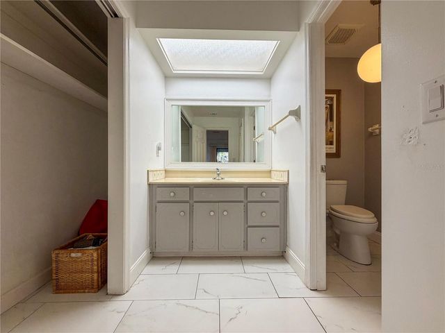 6242 NW 105TH AVENUE, Alachua, FL 32615