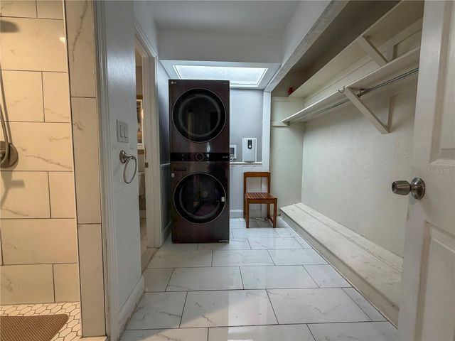 6242 NW 105TH AVENUE, Alachua, FL 32615