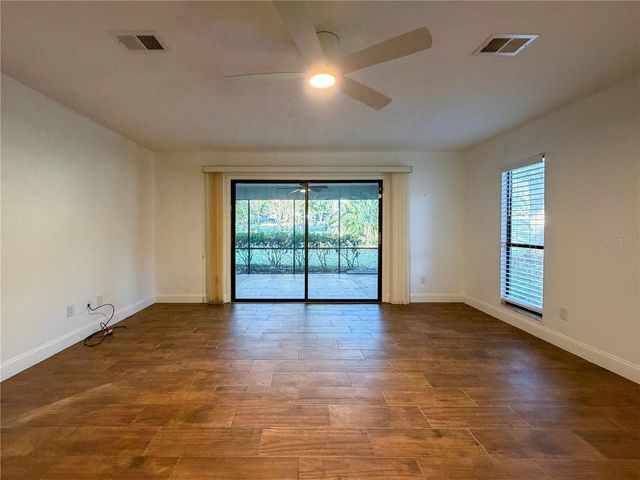 6242 NW 105TH AVENUE, Alachua, FL 32615