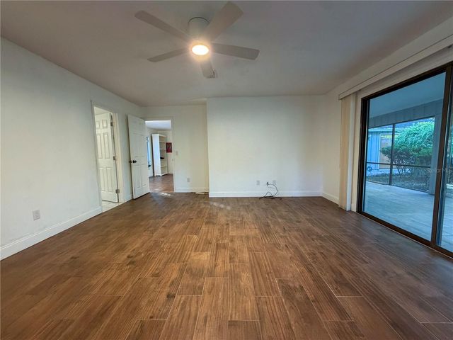 6242 NW 105TH AVENUE, Alachua, FL 32615