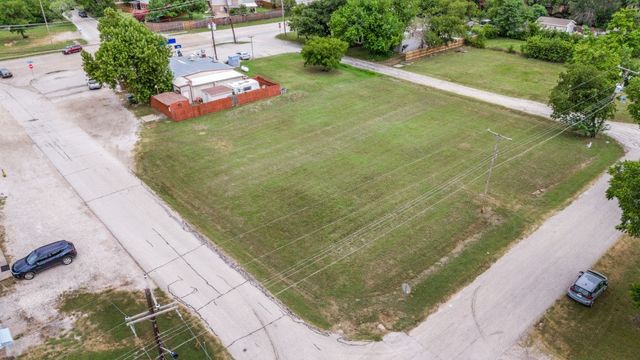 2011 Duval Drive, Arlington, TX 76002