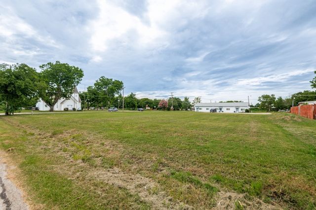 2011 Duval Drive, Arlington, TX 76002