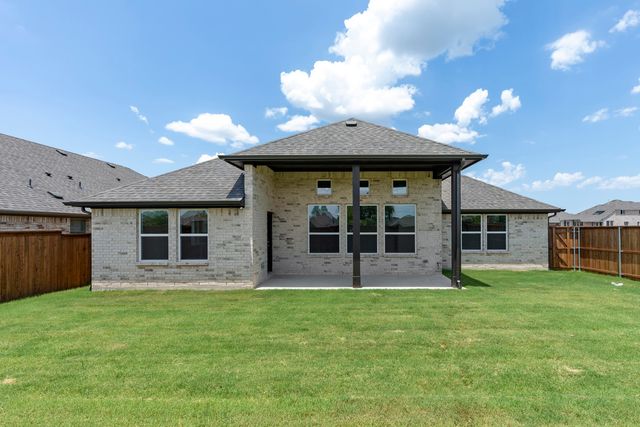 801 Trinity Street, Van Alstyne, TX 75495