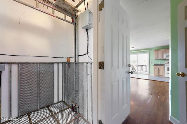 2222 Mole Drive, Bay Saint Louis, MS 39520