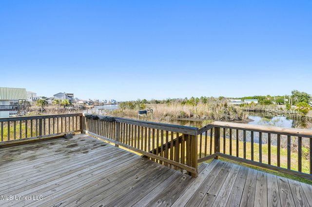 2222 Mole Drive, Bay Saint Louis, MS 39520