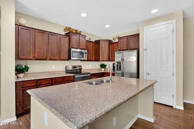 3705 E PERKINSVILLE Street, Gilbert, AZ 85295