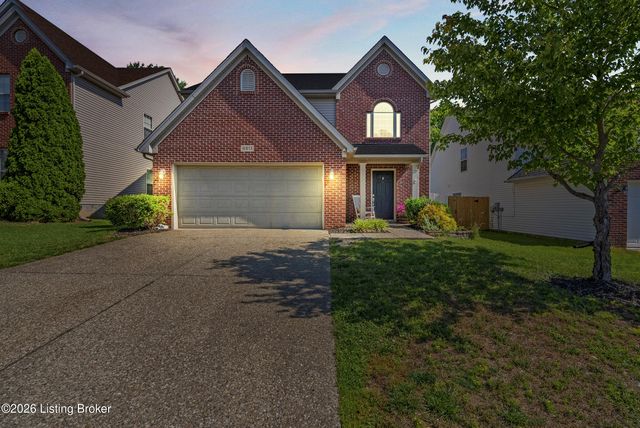 8813 Eli Dr, Louisville, KY 40291