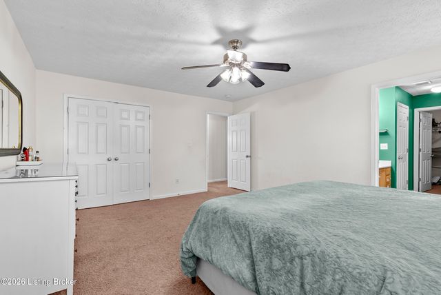 8813 Eli Dr, Louisville, KY 40291