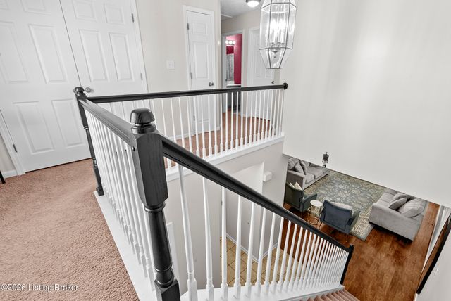 8813 Eli Dr, Louisville, KY 40291