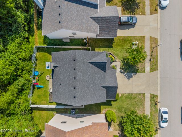 8813 Eli Dr, Louisville, KY 40291