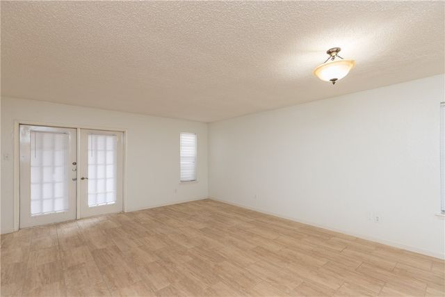 5133 Middlecoff B, Corpus Christi, TX 78413