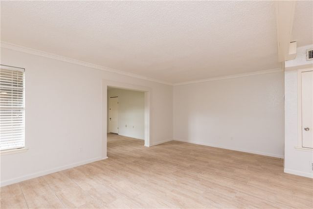 5133 Middlecoff B, Corpus Christi, TX 78413