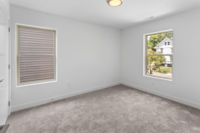 1869 Kinney Avenue, Cincinnati, OH 45207