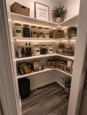 316 N 8th Street, Kansas City, KS 66101