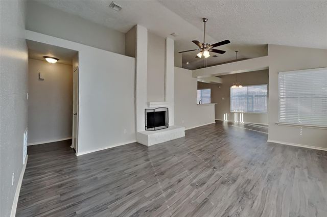 11910 Westwold Drive, Tomball, TX 77377
