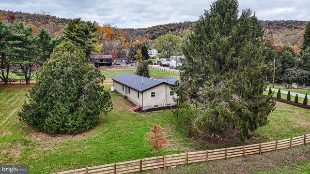 141 WEST ST, Madisonburg, PA 16852