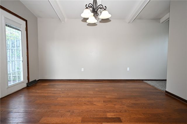 46 Mannina, Charleroi Boro, PA 15432