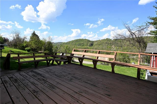 46 Mannina, Charleroi Boro, PA 15432