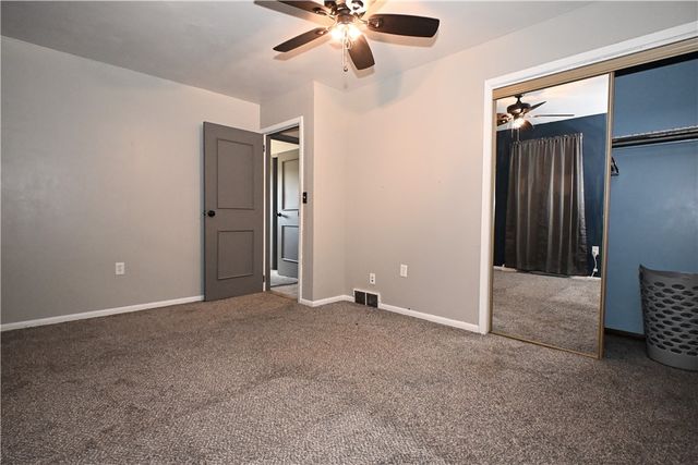 46 Mannina, Charleroi Boro, PA 15432