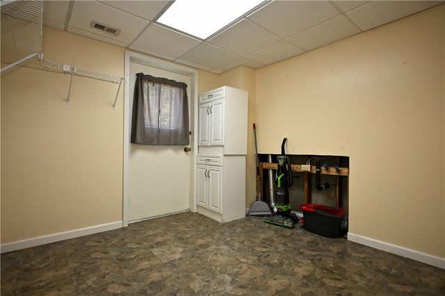 46 Mannina, Charleroi Boro, PA 15432
