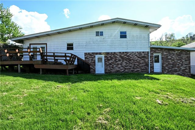 46 Mannina, Charleroi Boro, PA 15432