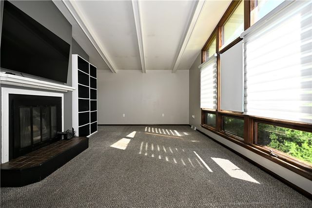 46 Mannina, Charleroi Boro, PA 15432